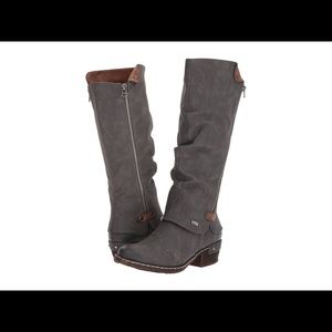 New worn once Rieker boots size 8